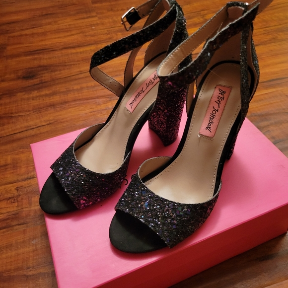 High heels size 7 - Picture 3 of 14